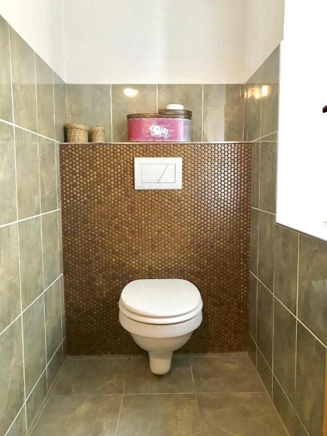 Budyne Apartment Budyne nad Ohri 외부 사진