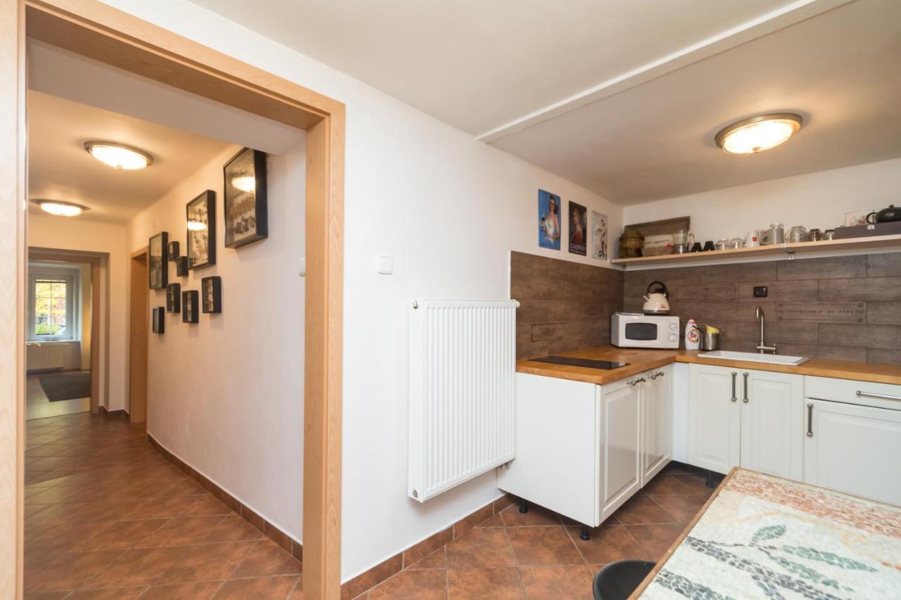 Budyne Apartment Budyne nad Ohri 외부 사진