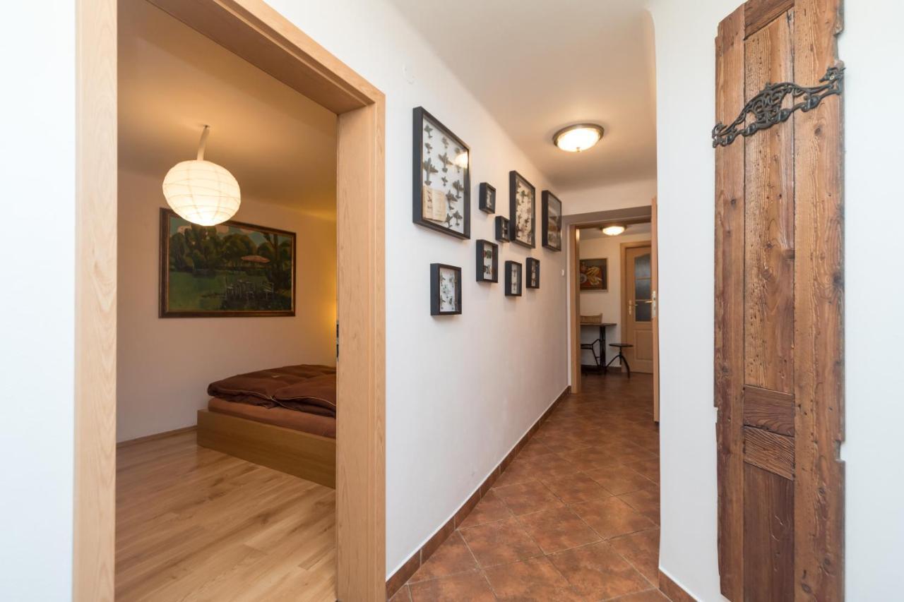 Budyne Apartment Budyne nad Ohri 외부 사진